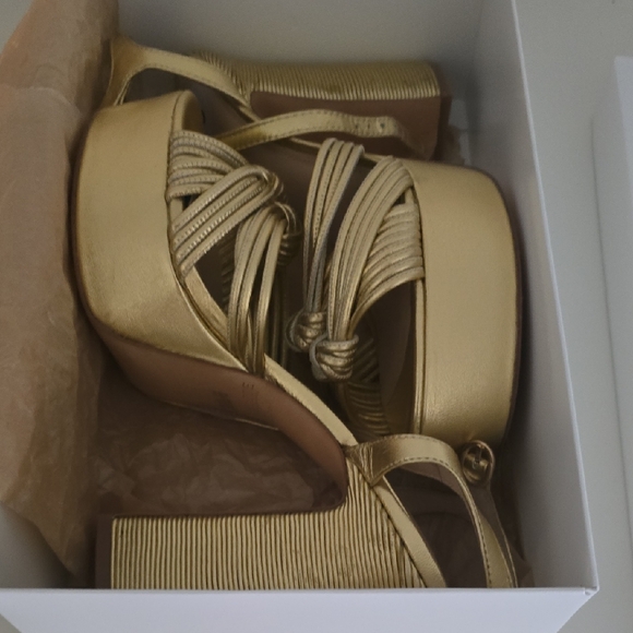 Rachael Zoe, Gold Platform Strappy Sandals, Sz 9 NWOT - Picture 5 of 10